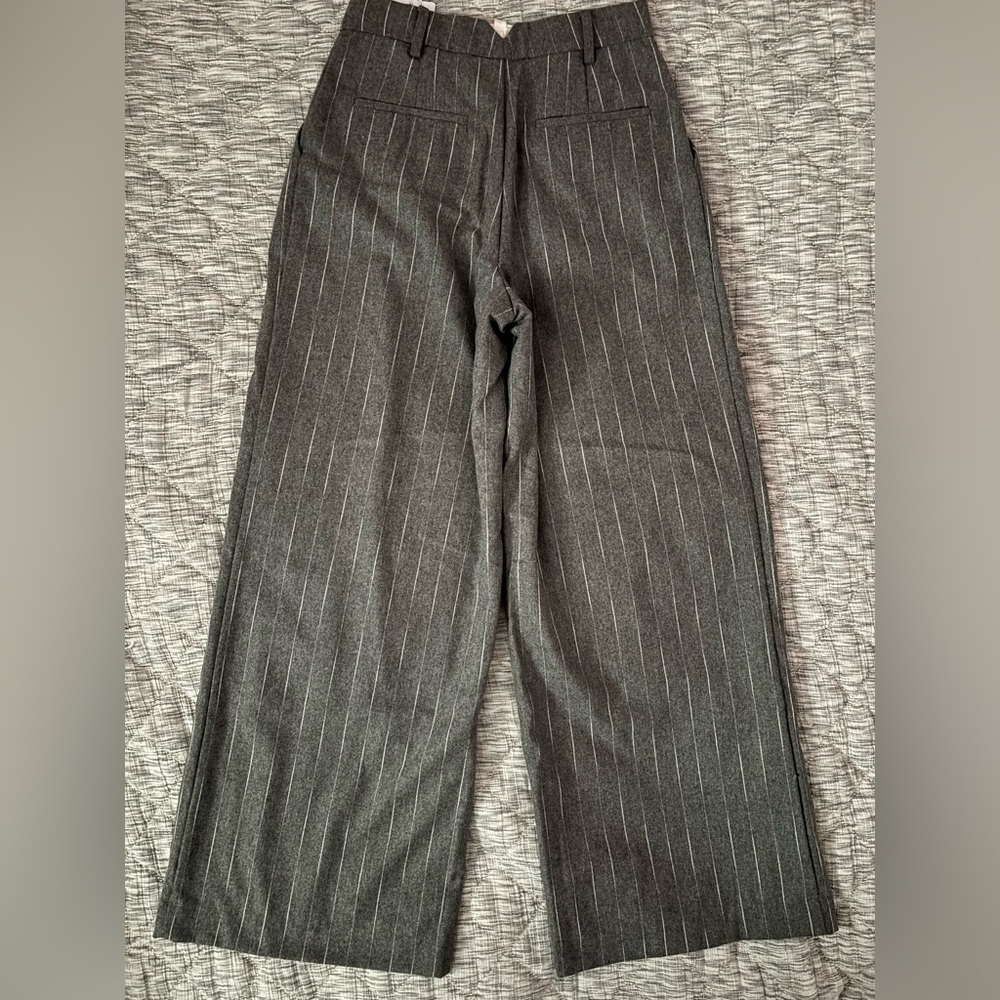 LeAL.X High Rise Wide Leg Gray Stripped Trousers Sz 8 NWT | High Rise Trousers- - Picture 7 of 9